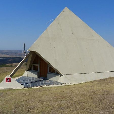 Pyramids Motel Van Reenen Ngoại thất bức ảnh