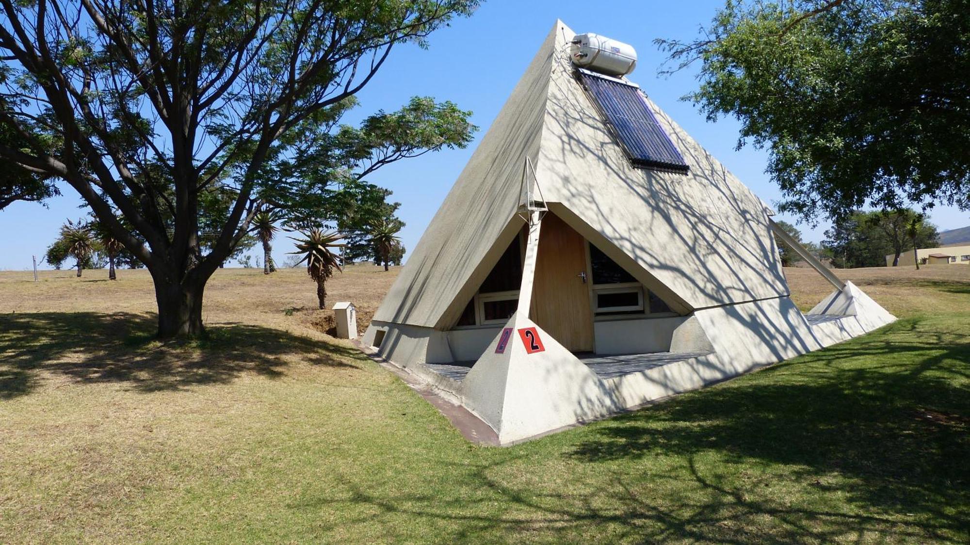 Pyramids Motel Van Reenen Ngoại thất bức ảnh
