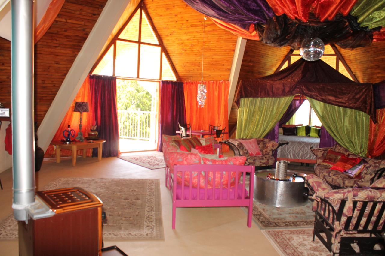 Pyramids Motel Van Reenen Ngoại thất bức ảnh