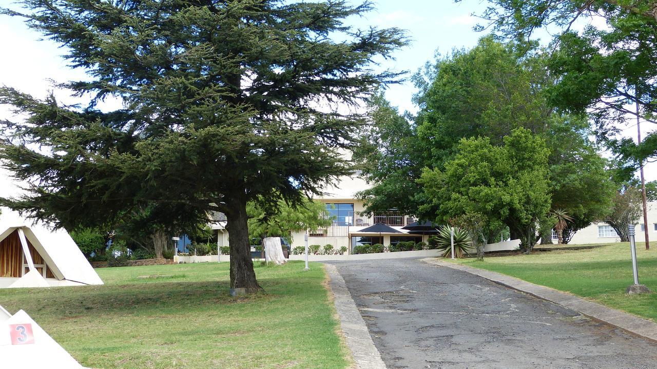 Pyramids Motel Van Reenen Ngoại thất bức ảnh
