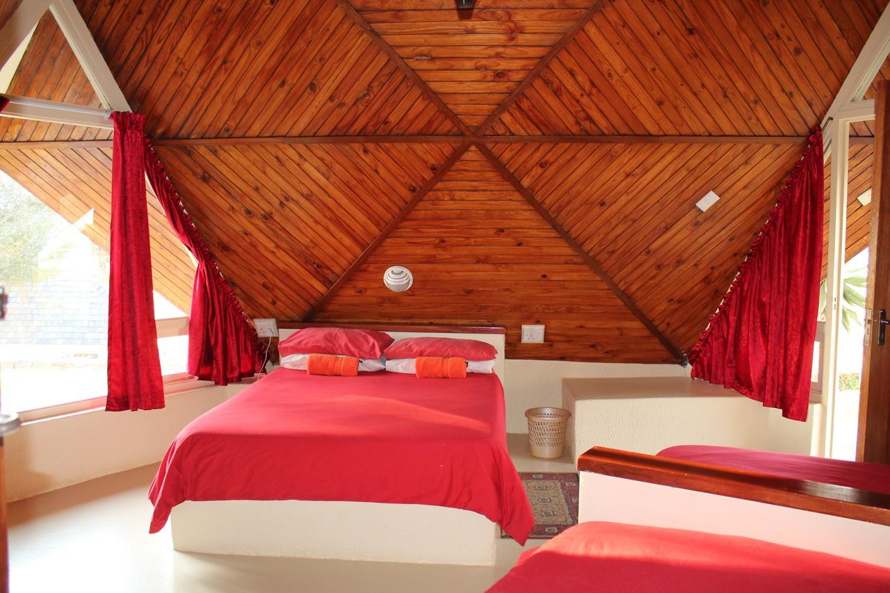 Pyramids Motel Van Reenen Ngoại thất bức ảnh