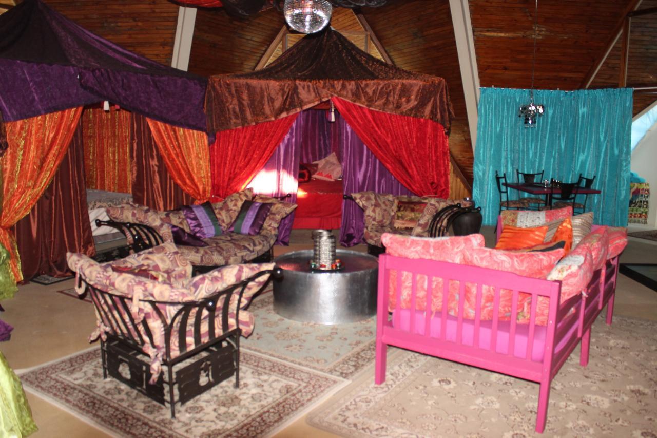 Pyramids Motel Van Reenen Ngoại thất bức ảnh