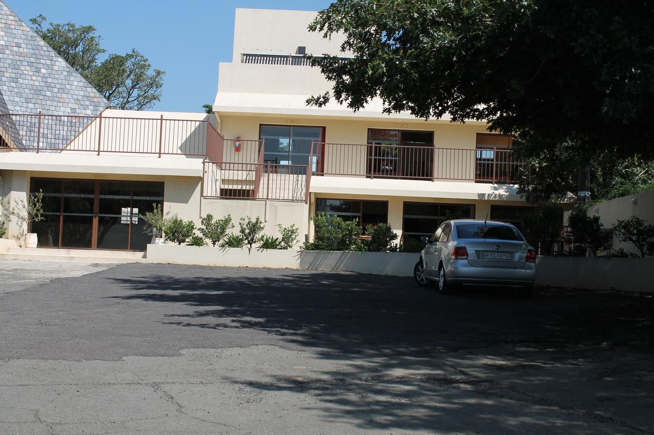 Pyramids Motel Van Reenen Ngoại thất bức ảnh