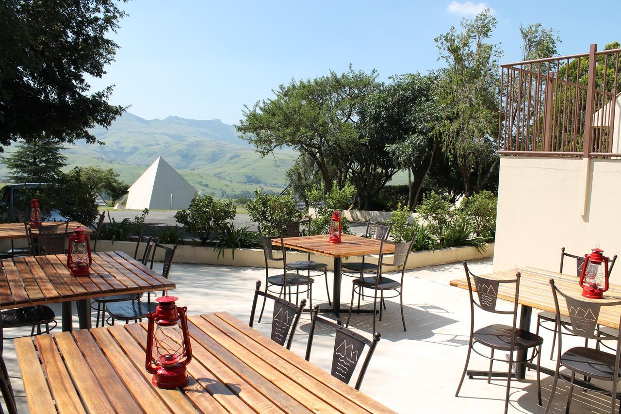 Pyramids Motel Van Reenen Ngoại thất bức ảnh