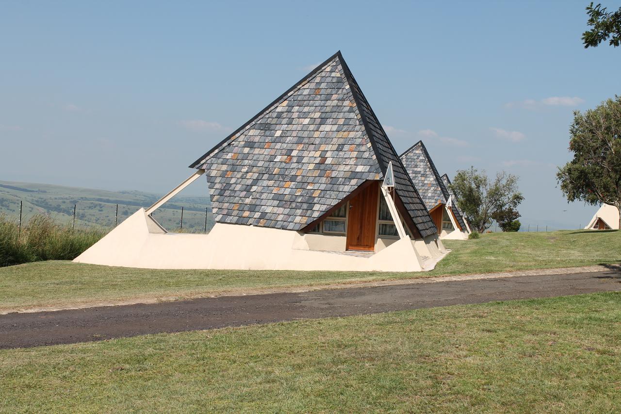 Pyramids Motel Van Reenen Ngoại thất bức ảnh